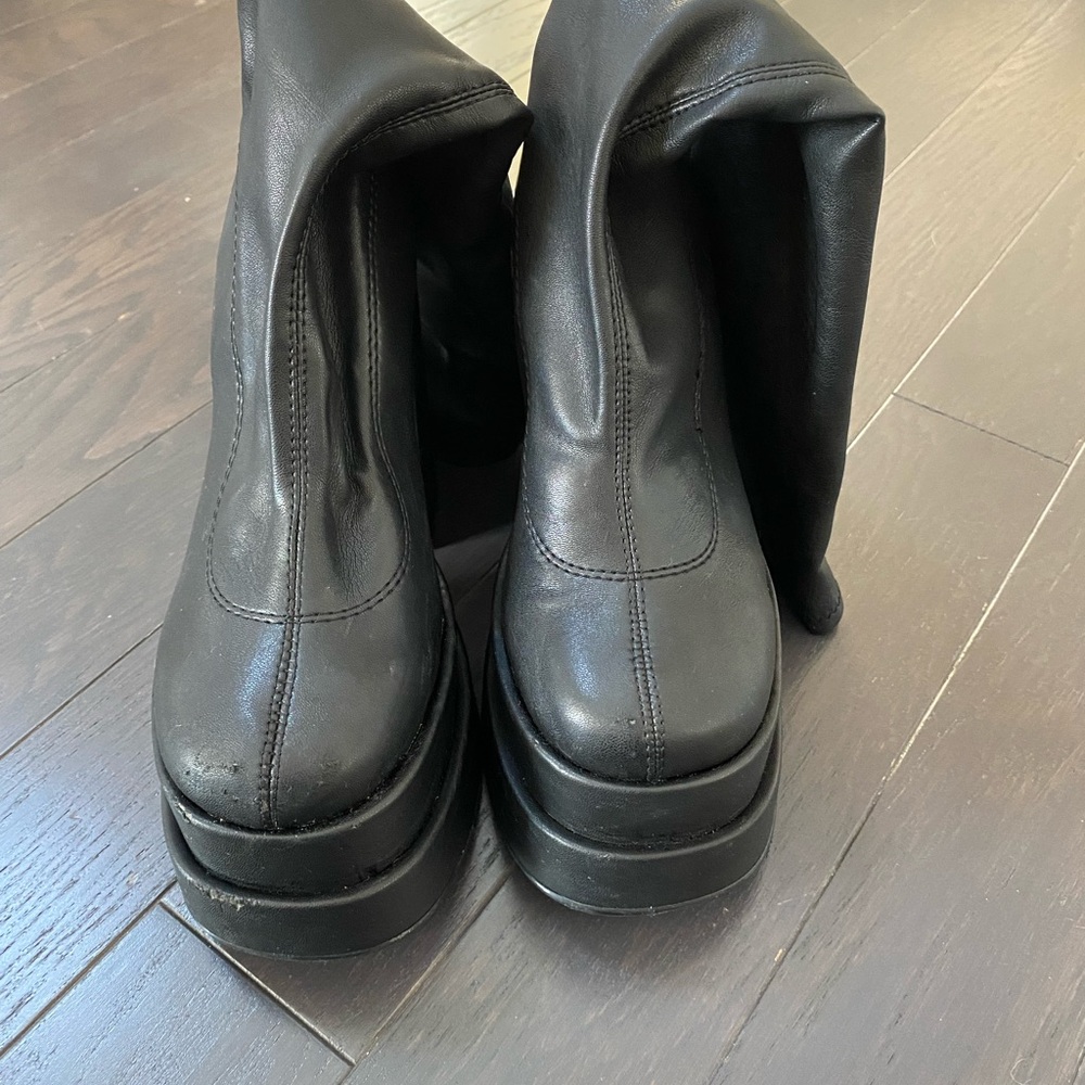 Steve Madden Black Leather Platform Boots